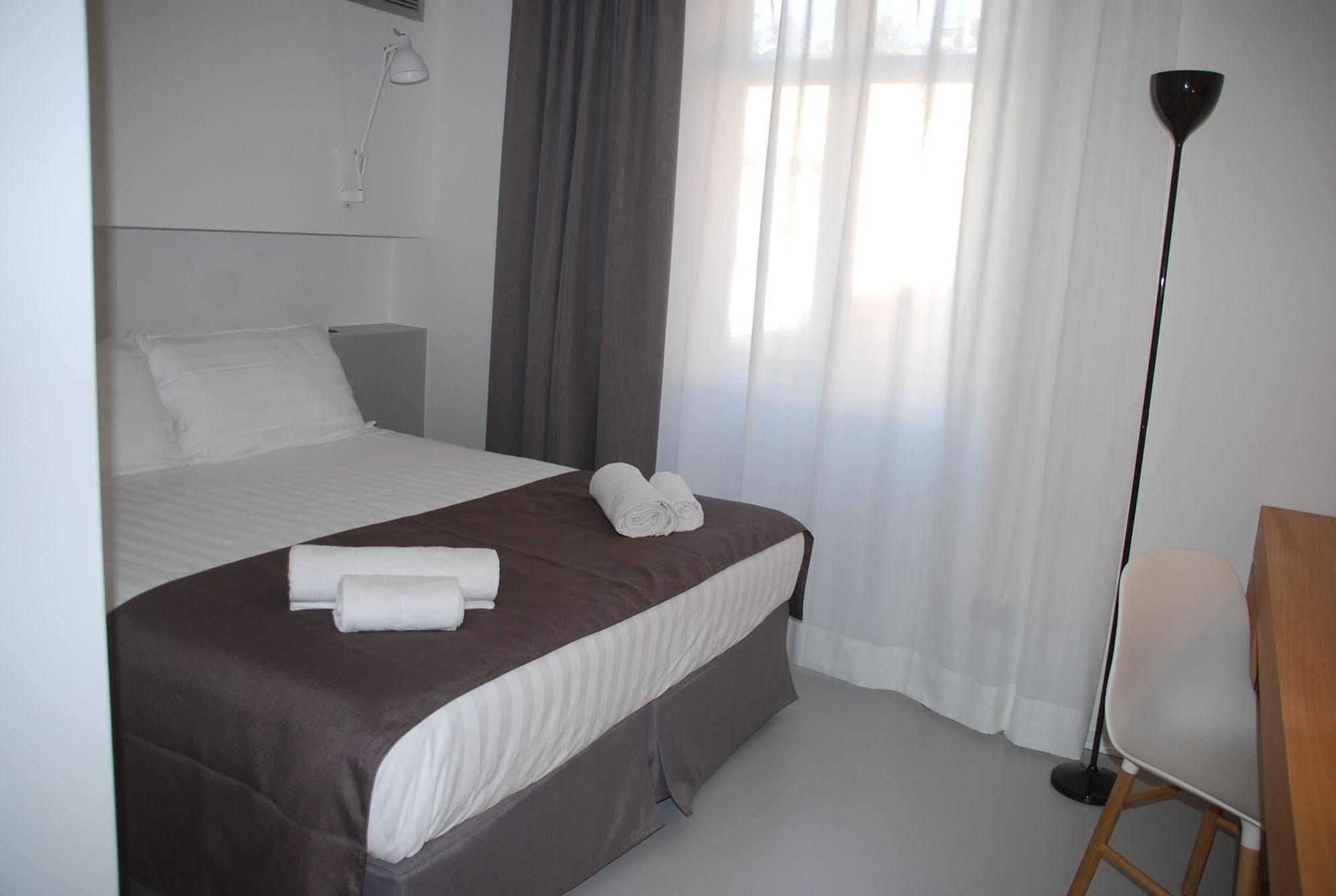 Bed and breakfast Residenza Pantaleo 3*